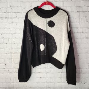 So Yin Yang oversized cropped sweater